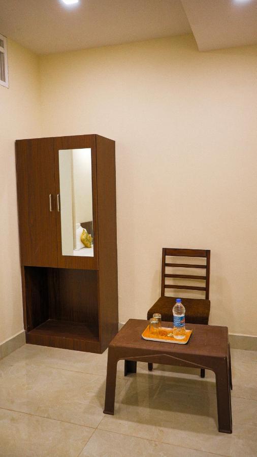 Hotel Veer Palace Near Udaipole أُودايبور المظهر الخارجي الصورة