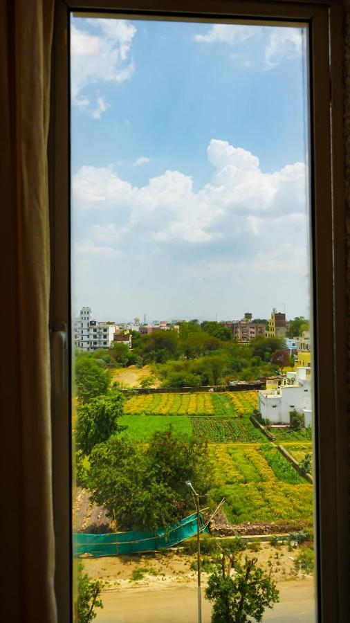 Hotel Veer Palace Near Udaipole أُودايبور المظهر الخارجي الصورة