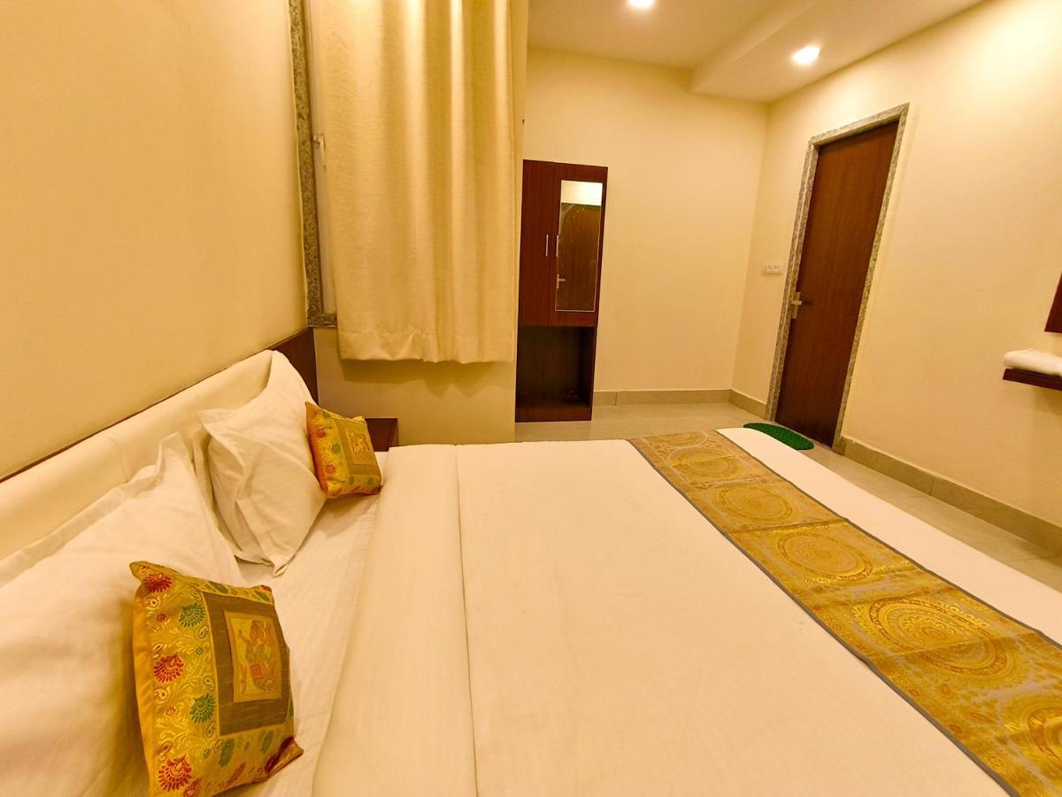 Hotel Veer Palace Near Udaipole أُودايبور المظهر الخارجي الصورة